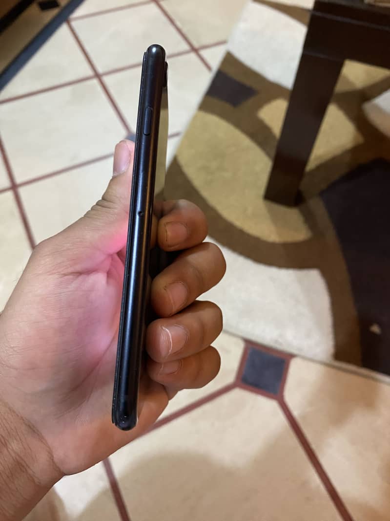 Apple iPhone SE 2