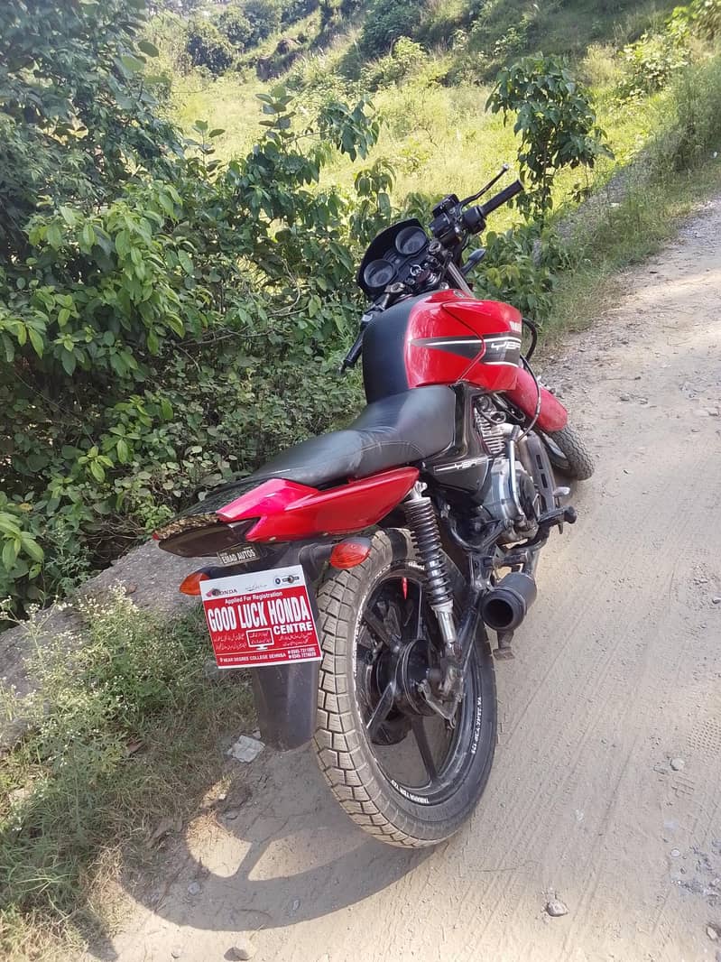 YBR125cc 1