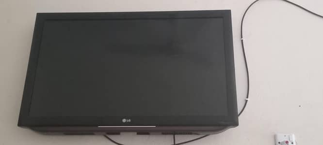 LCD TV