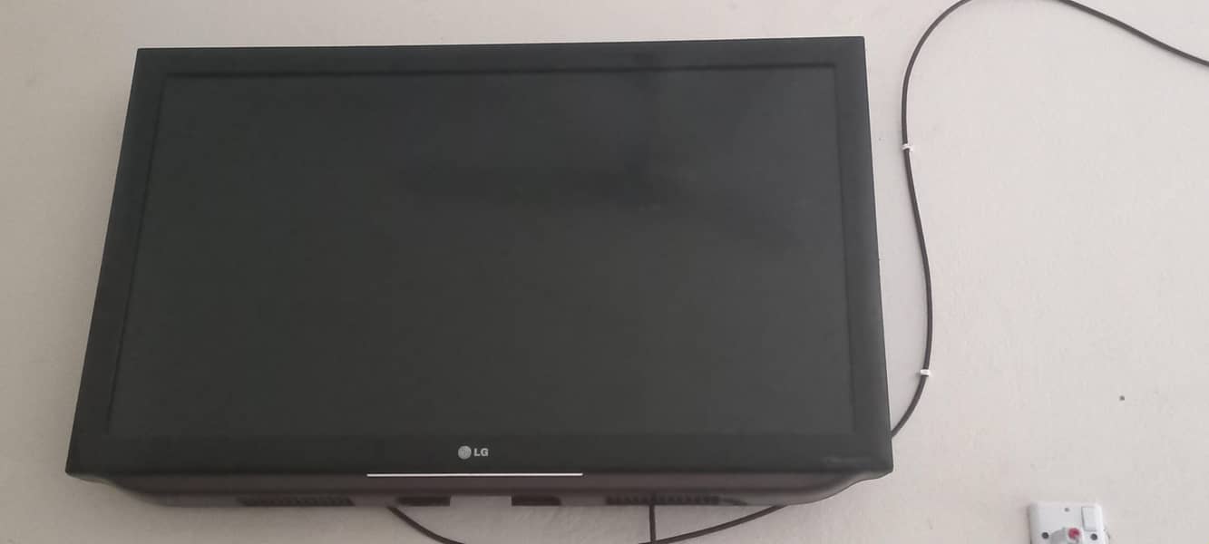 LCD TV 0