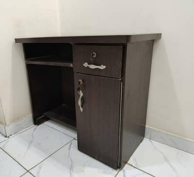 Computer/ Study Table with Large Cabinet & Drawer