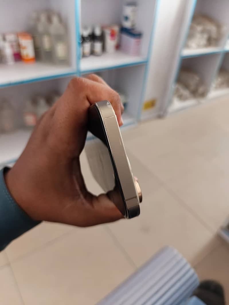 Apple iPhone 14 Pro 5