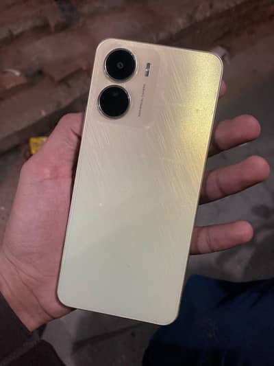 Vivo y 16
