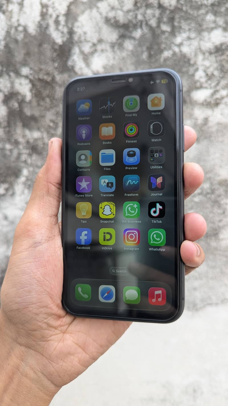 Apple iPhone 11 2