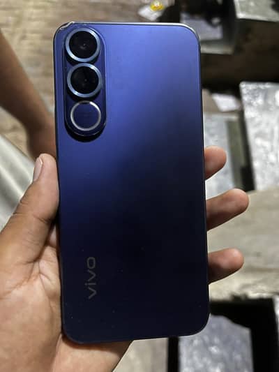 Vivo V70 FE 5G
