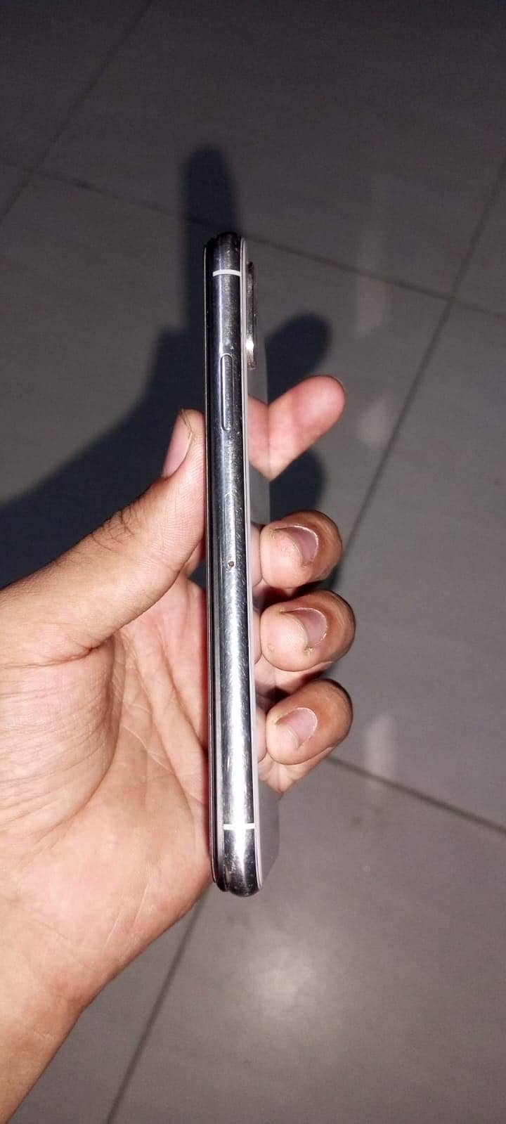 Apple iPhone XS 3