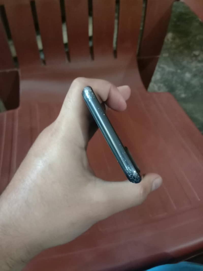 Apple iPhone 7 Plus 3