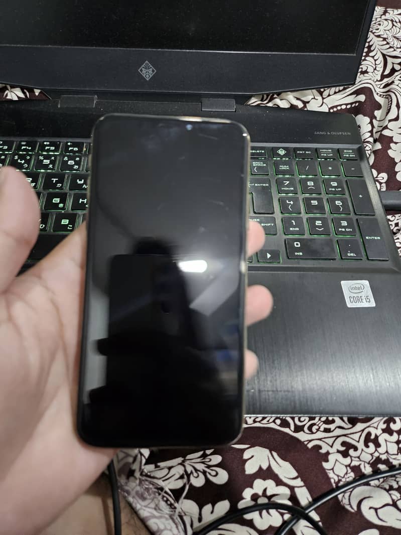 Apple iPhone XS 3