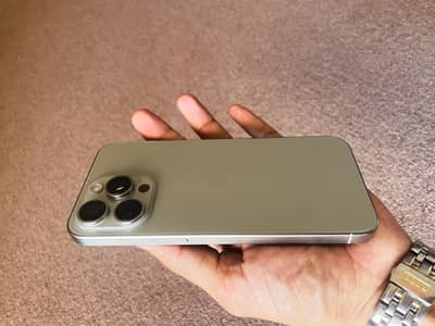 Apple iPhone 15 Pro Max