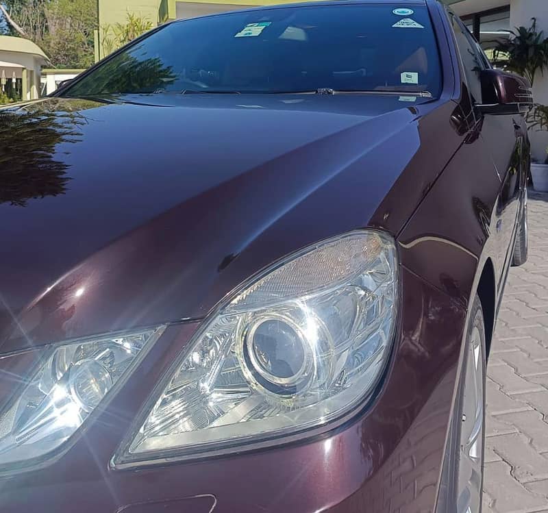 Mercedes Benz E Class E250 CGI BlueEFFICIENCY 2010 1