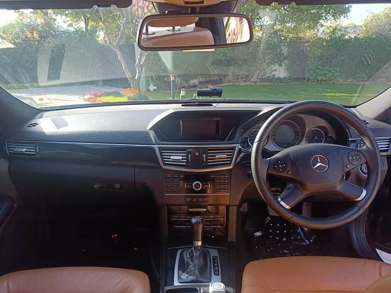 Mercedes Benz E Class E250 CGI BlueEFFICIENCY 2010 10