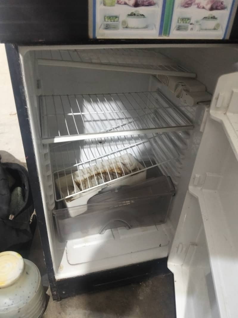 Dawlance fridge 1