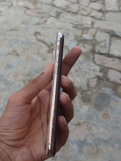 Apple iPhone XS