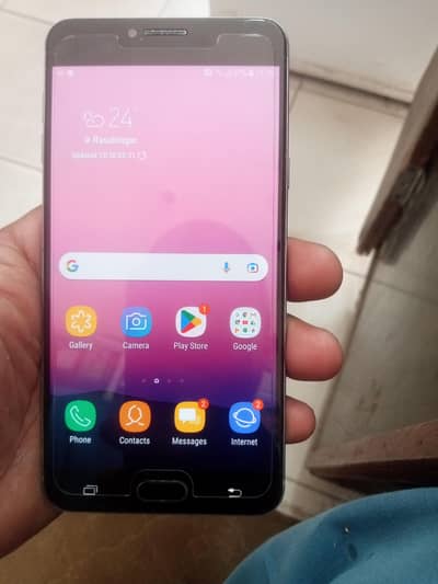 Samsung Galaxy c7