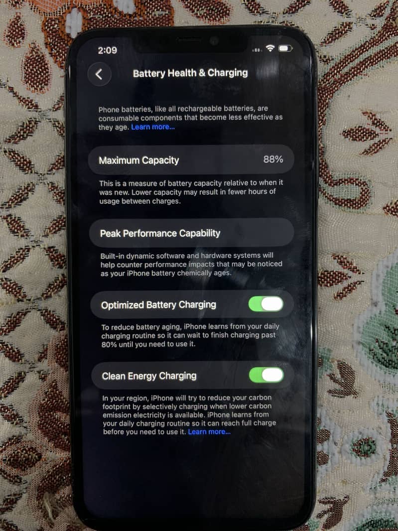 Apple iPhone 11 pro max 4