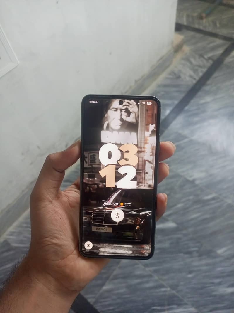 Google Pixel 8 3
