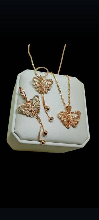 Golden Zircon Butterfly Locket Sets