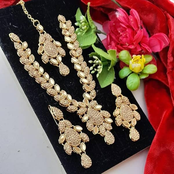 Fancy Elegant Design necklace Sets