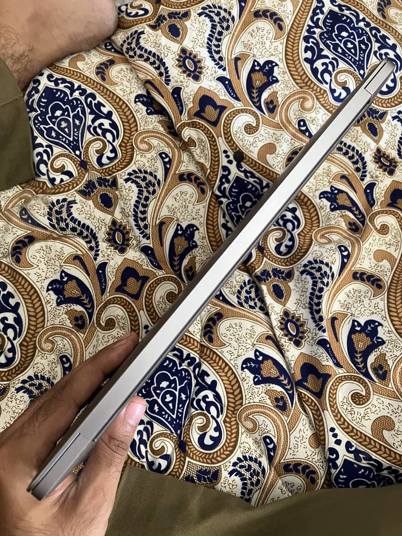 MacBook Pro 2019 A2159 6