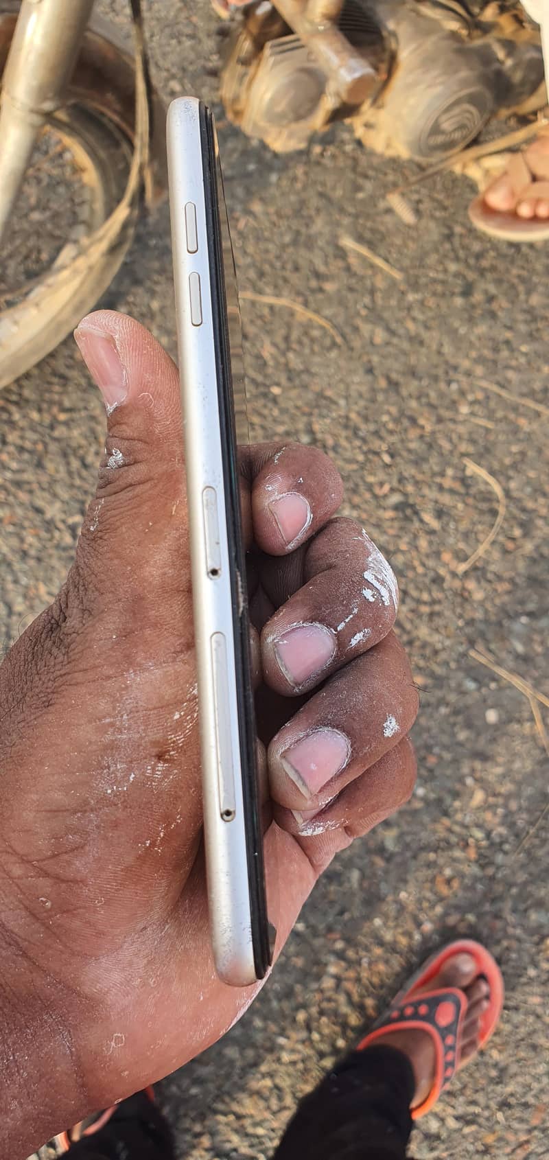 Samsung Mobile A6 Plus 4