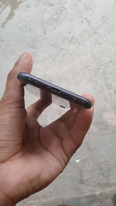 Apple iPhone SE 2020