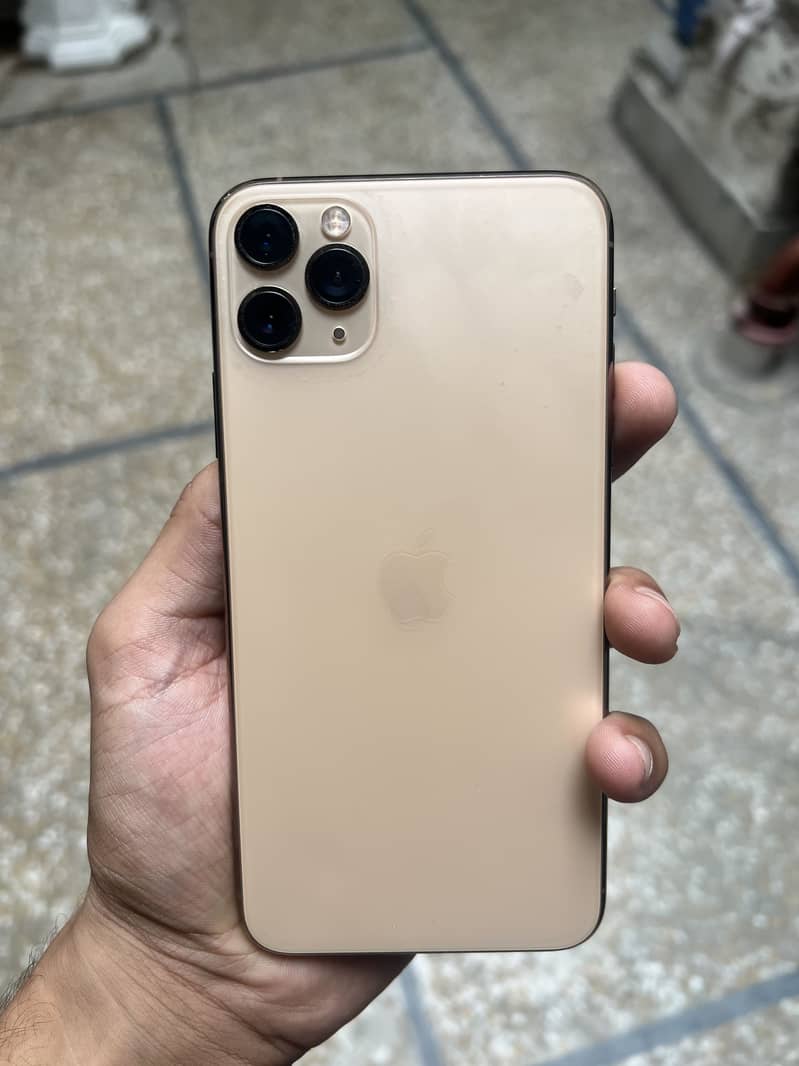 Apple iPhone 11 Pro Max 0