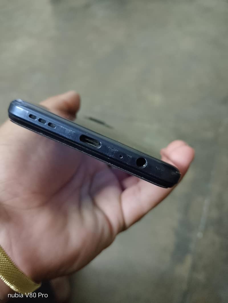 Tecno Camon 18T 4