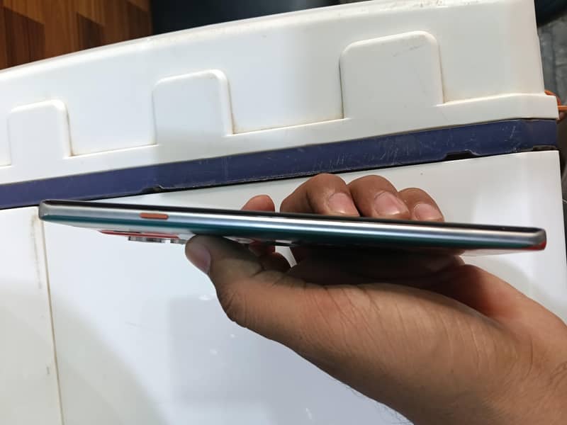 Tecno CAMON 40 Pro 3