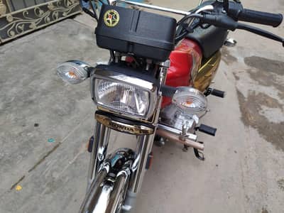 Honda CG125S Gold
