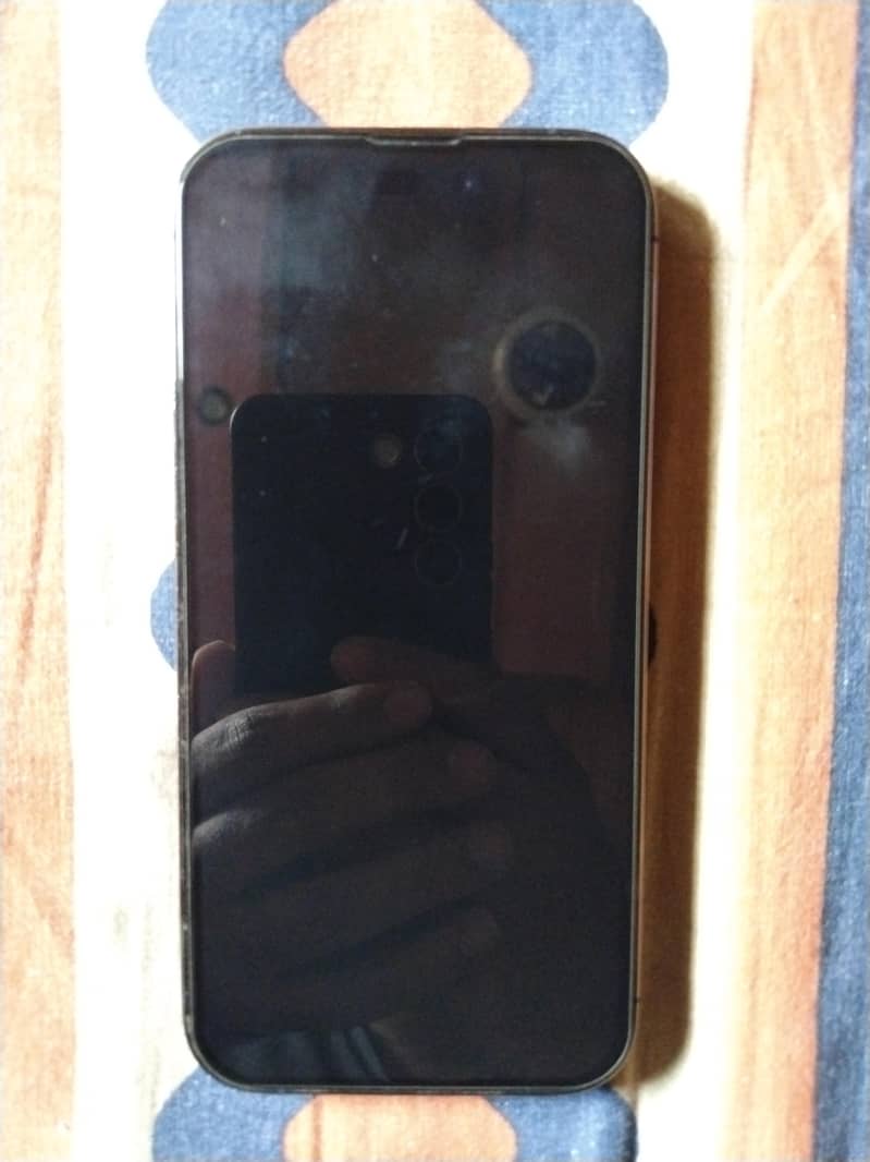 Apple iPhone 14 Pro 4
