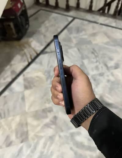 Apple iPhone 15 Pro