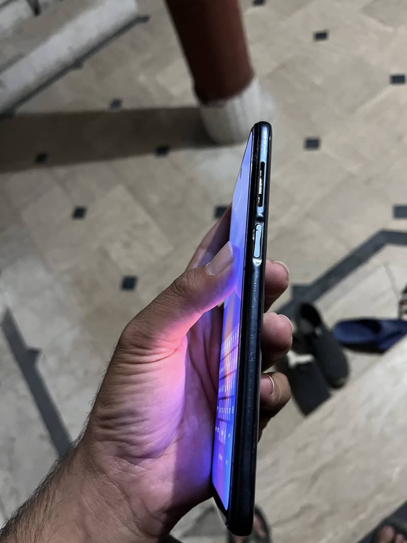 Xiaomi Redmi Note 9S 4
