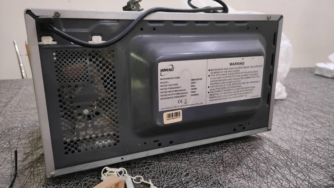microwave oven 2