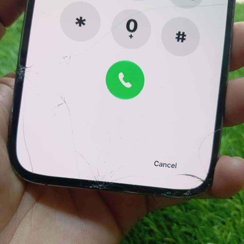 IpIphone 14 pro max non PTA back damaged 3
