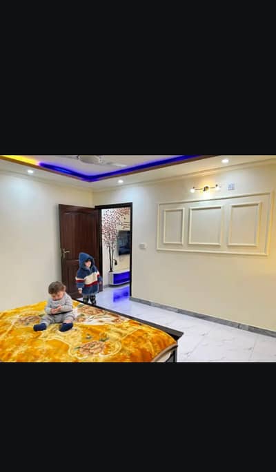 2BED FURNISH APARTMENT AVAILABLE DAILY WEEKLY BASIS FOR RENT IN ISLAMABAD E11 2