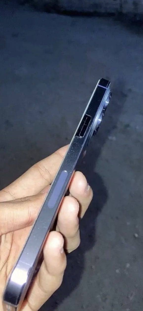 Apple iPhone 14 Pro Max 7