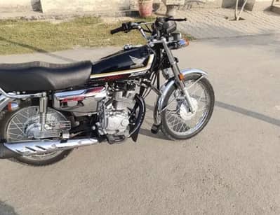 Self start 2025 model 125 num laga hua ha biometric moky pa mily gi