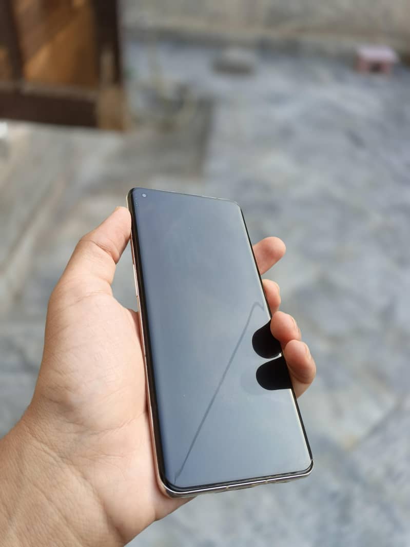 One Plus 11 6