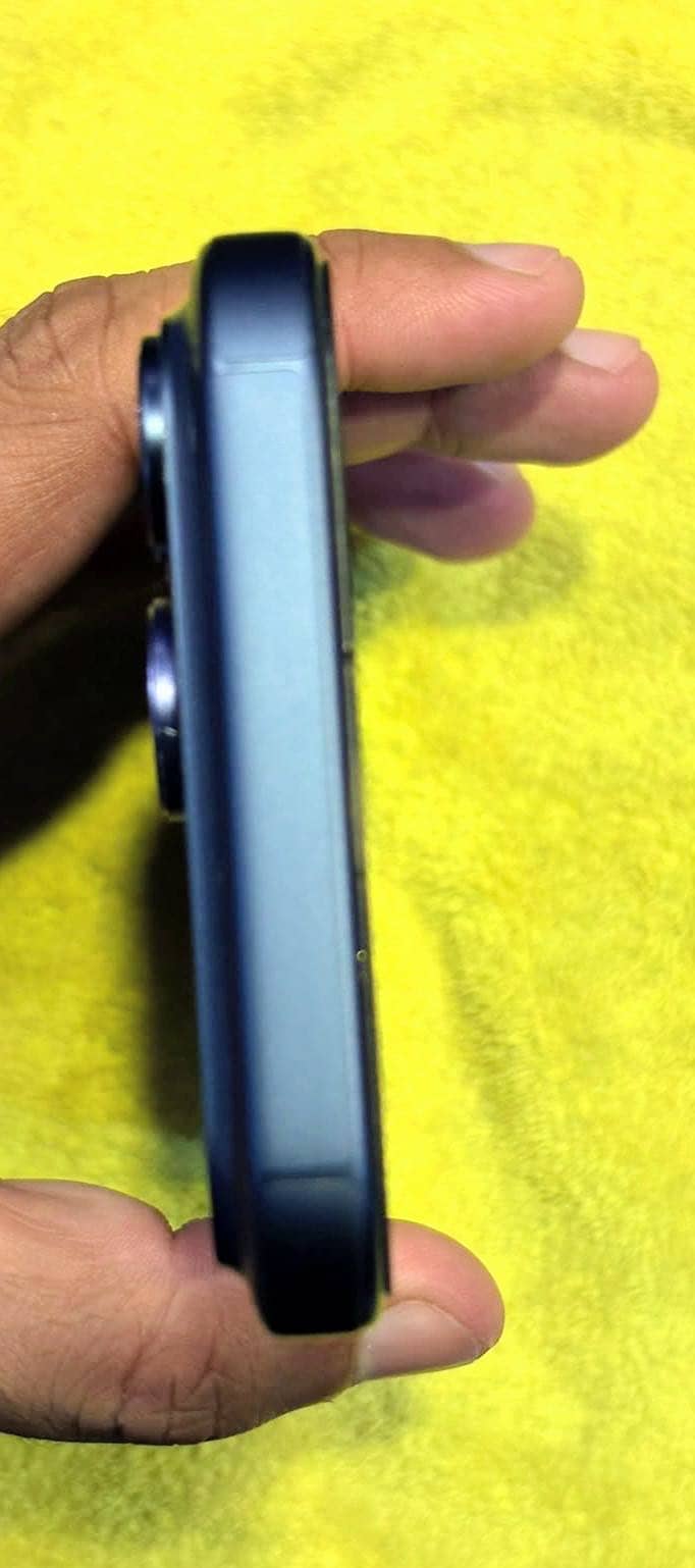 Apple iPhone 17 Pro Max 3