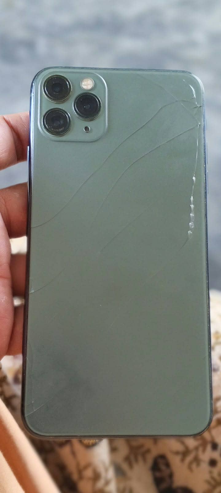 Apple iPhone 11 Pro Max 8