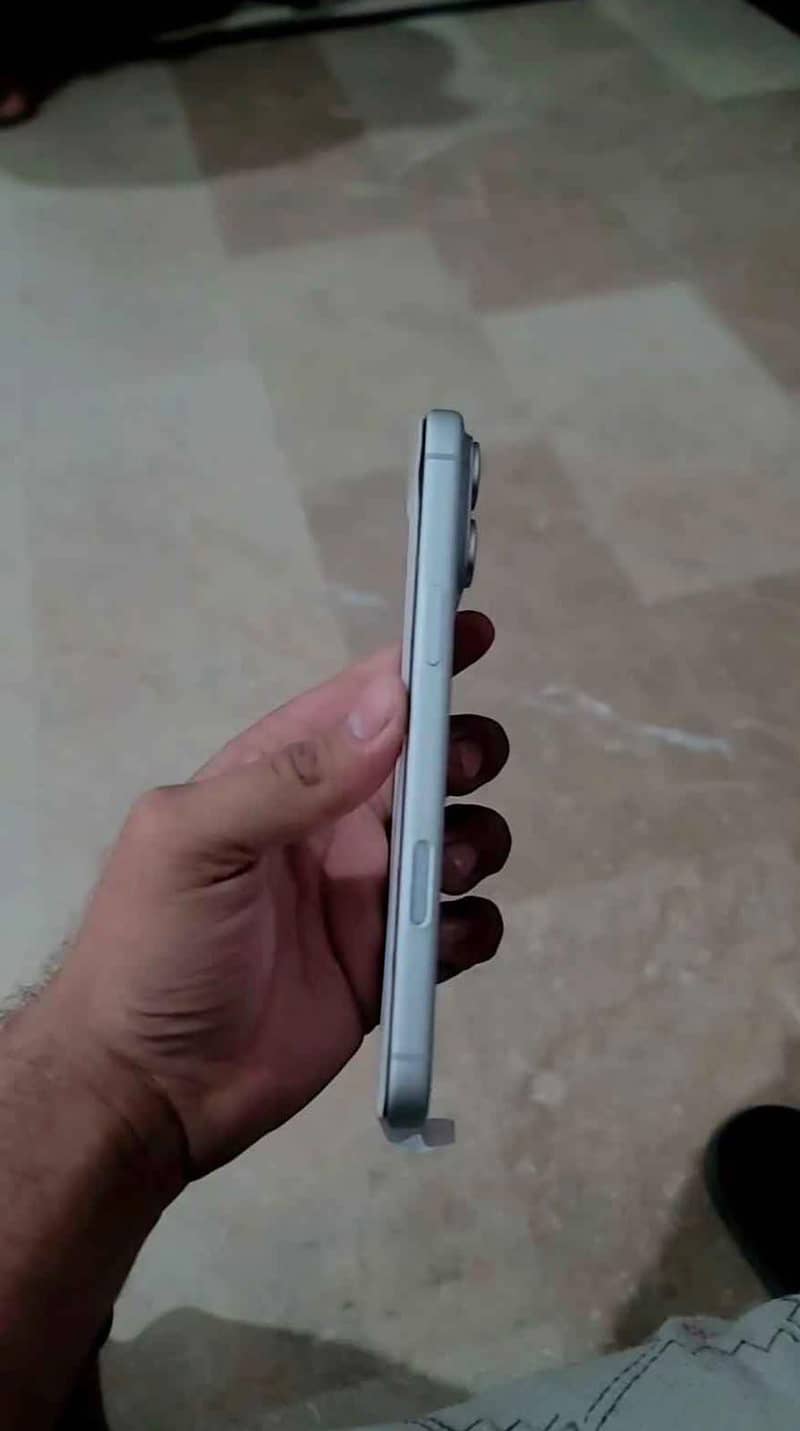 iPhone 17 Pro Max FOR SALE 1