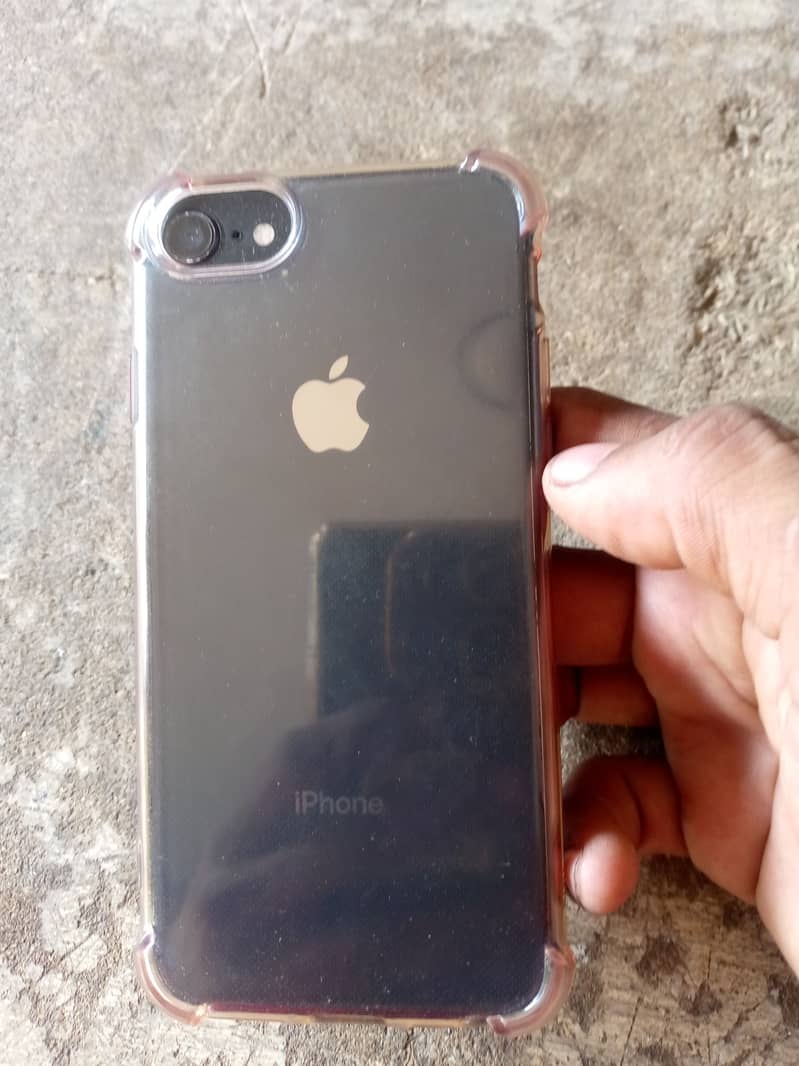 Apple iPhone 8 0