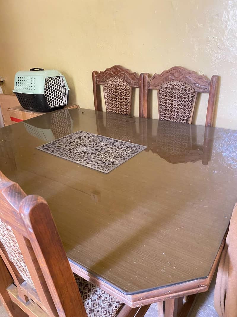 6 seater dining table 1