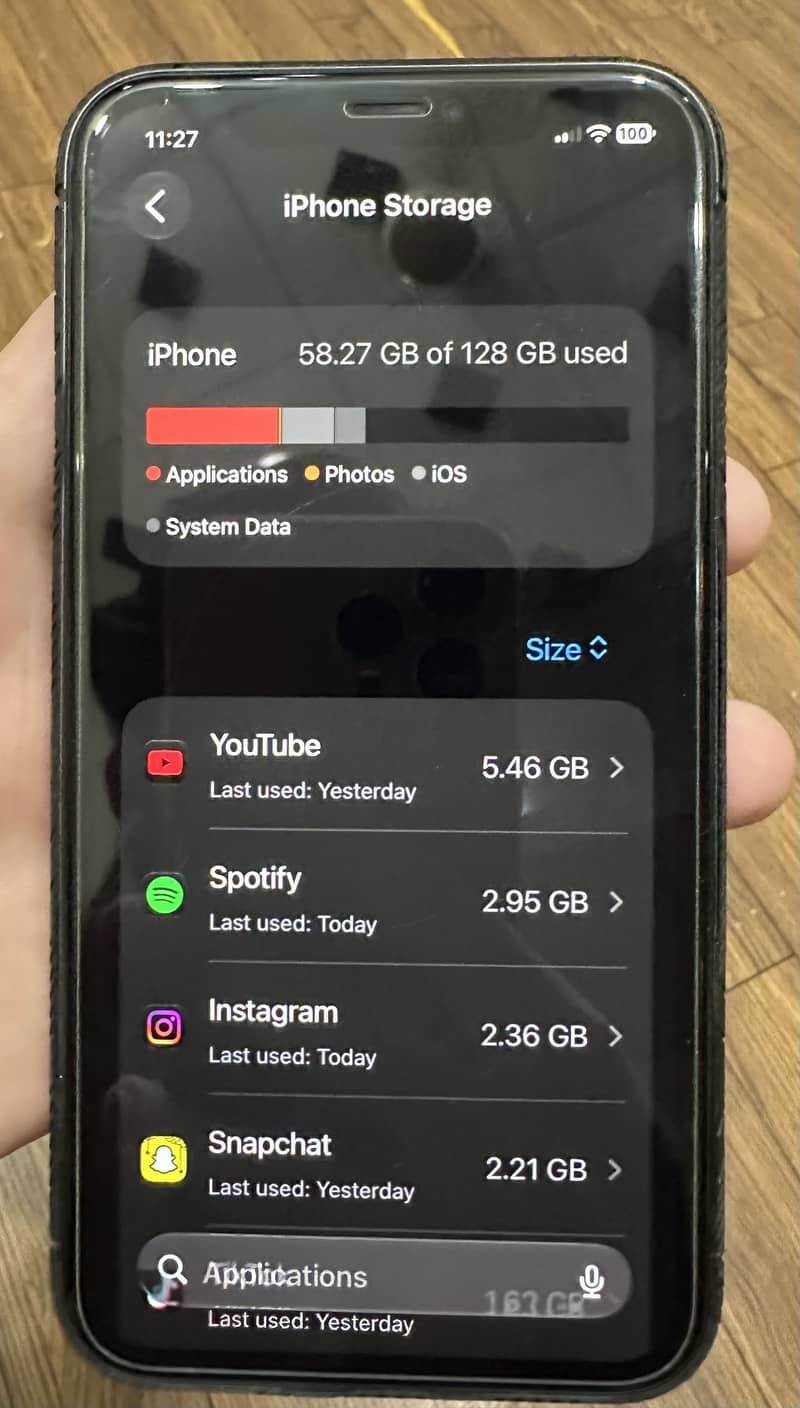 Apple iPhone 11 4