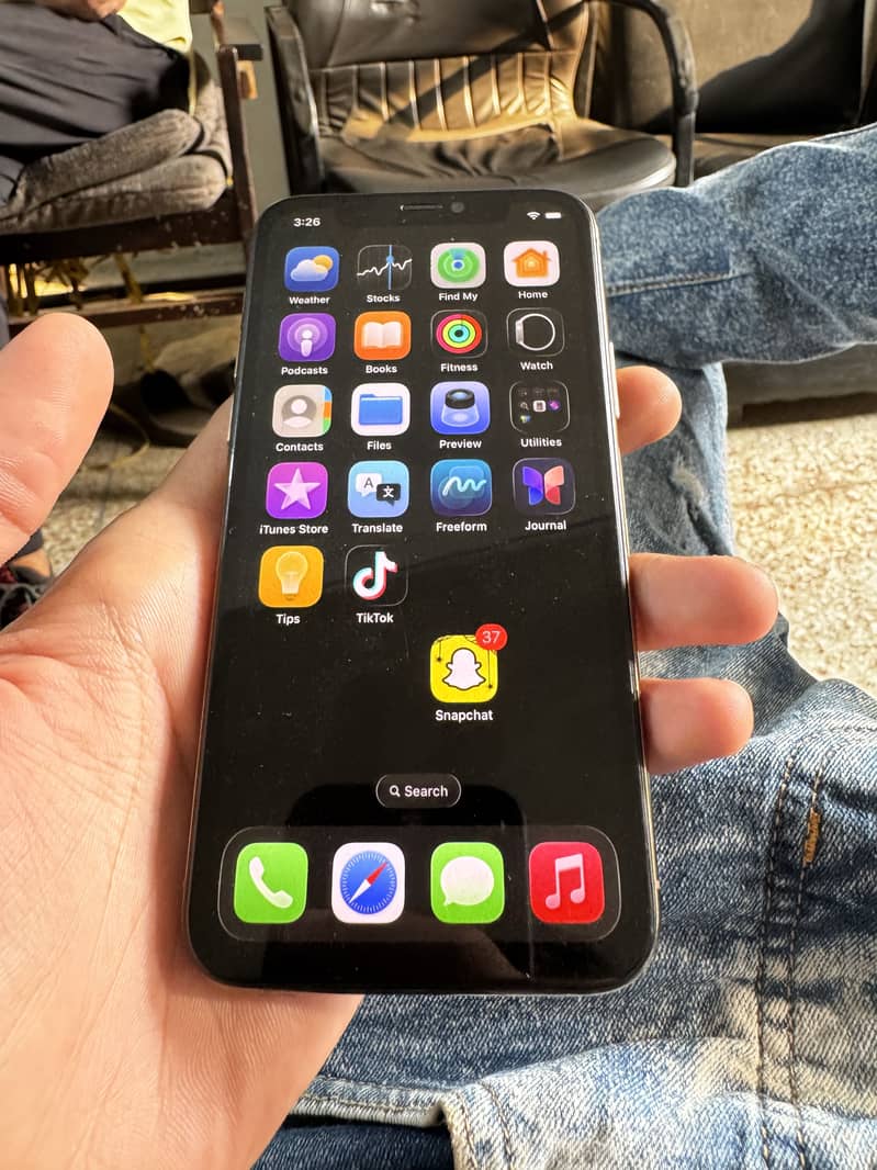 Apple iPhone 11 Pro 0