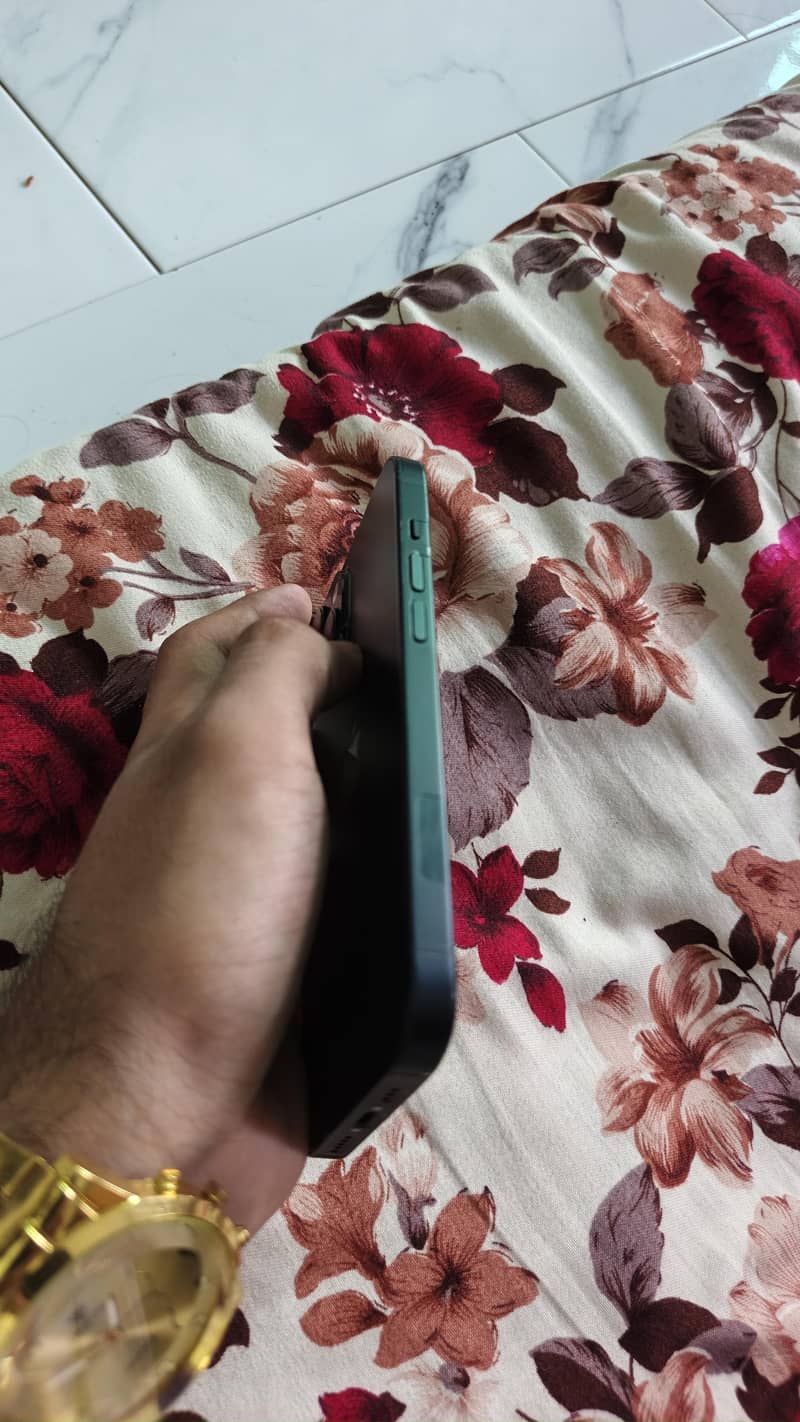 iphone 14 jv 3