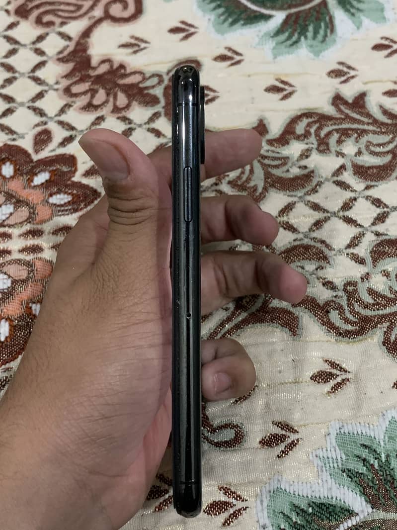 Apple iPhone XS 2