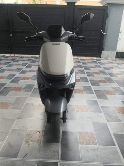 evee s1 at good rate brand new scooter