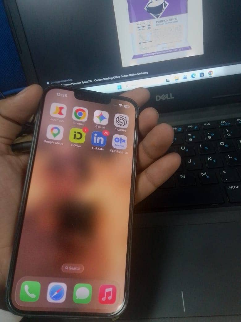 Apple iPhone 13 2