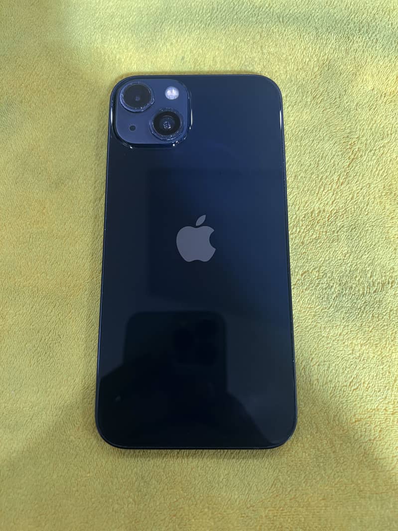 Apple iPhone 13 4